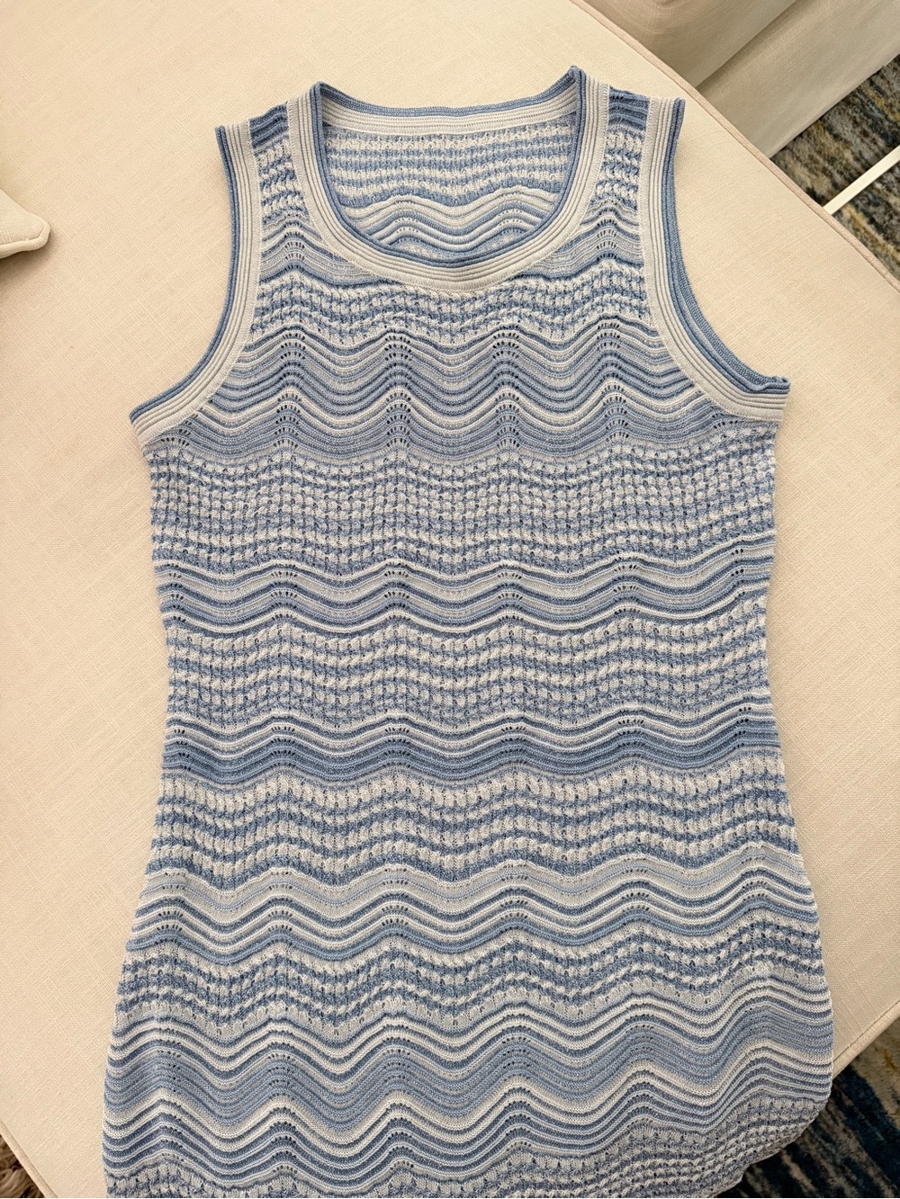 Monte Vea Blue and ivory chevron Knit Midi Dress Size M Resort Wear